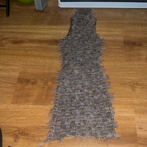 Body cam sleeveless turtleneck dress- unique style - new size small